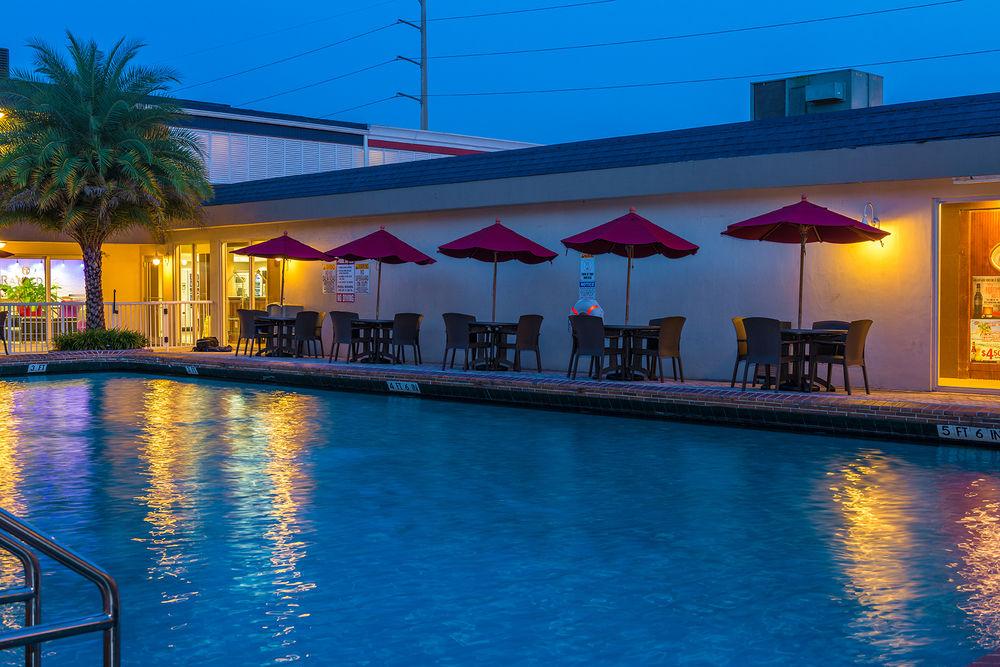 Ramada by Wyndham Miami Springs/Miami International Airport Hotel Bagian luar foto