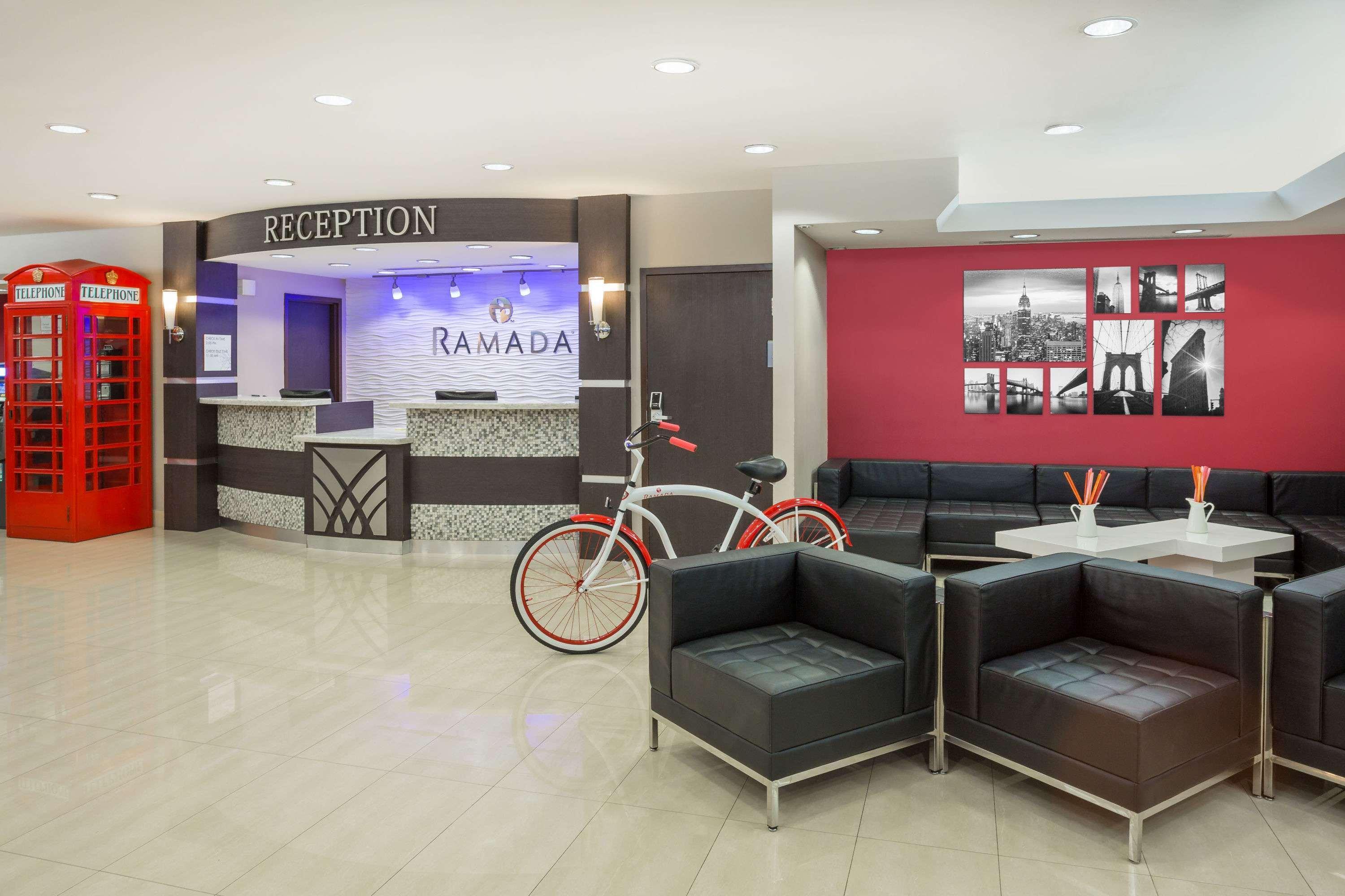 Ramada by Wyndham Miami Springs/Miami International Airport Hotel Bagian luar foto