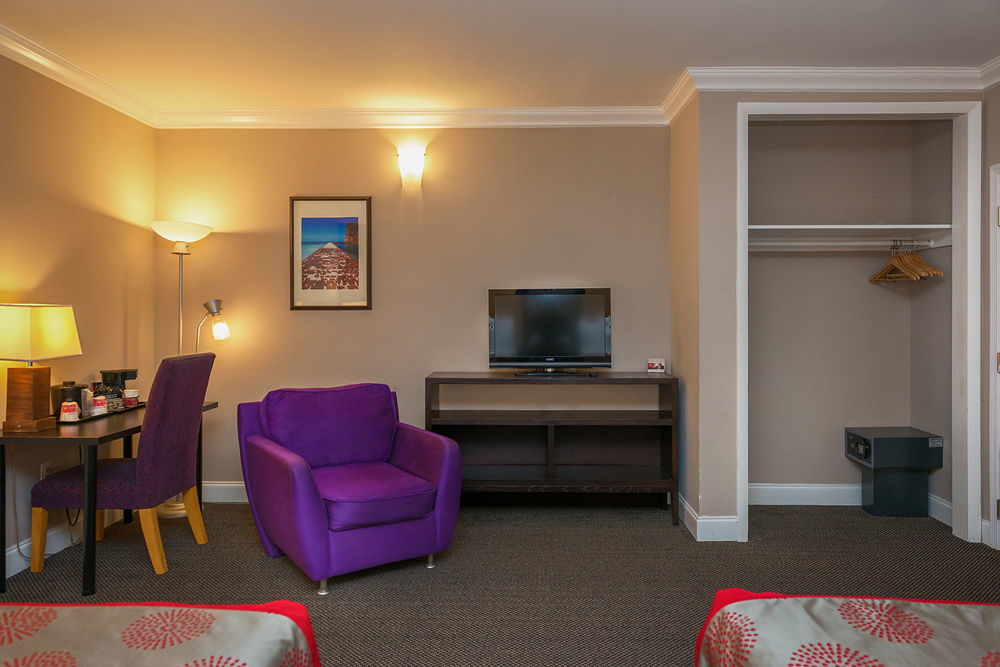Ramada by Wyndham Miami Springs/Miami International Airport Hotel Bagian luar foto