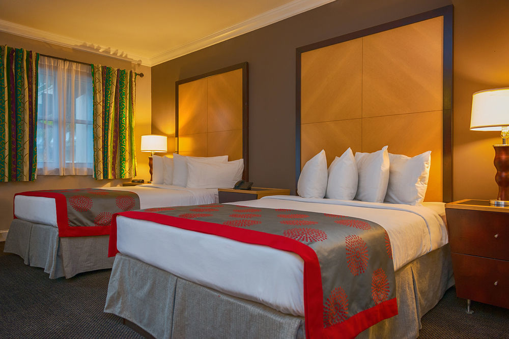 Ramada by Wyndham Miami Springs/Miami International Airport Hotel Bagian luar foto