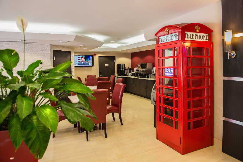 Ramada by Wyndham Miami Springs/Miami International Airport Hotel Bagian luar foto
