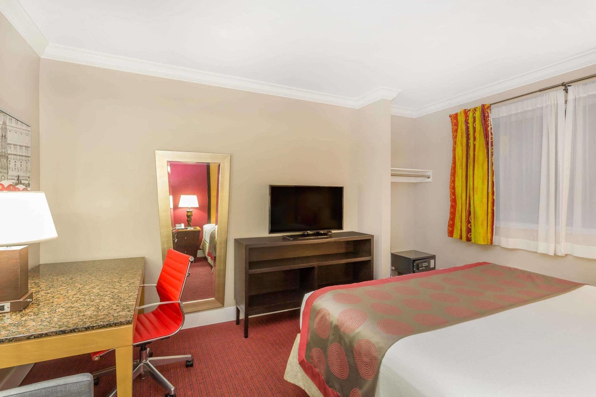 Ramada by Wyndham Miami Springs/Miami International Airport Hotel Bagian luar foto